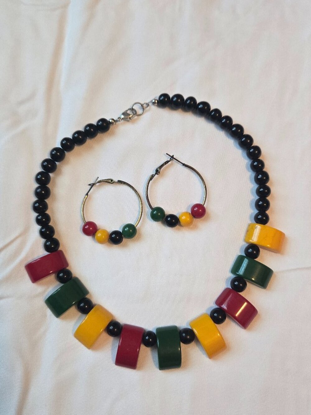 Bakelite fakelite necklace set